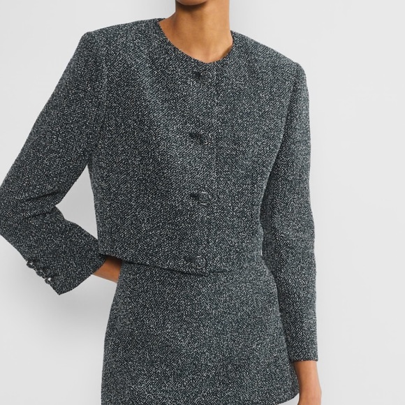 Aritzia Babaton color Dk Nt Nvy/ Mt Prl Acquire Jacket